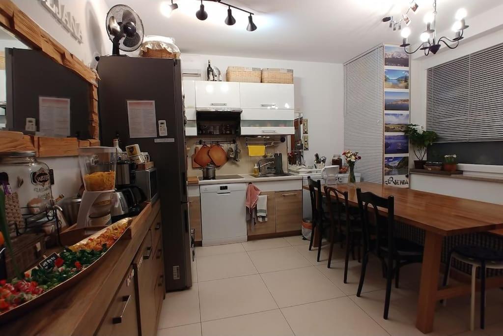 Goodlebang, 3 Bed Room Apartment, Center Ljubljana Exterior photo